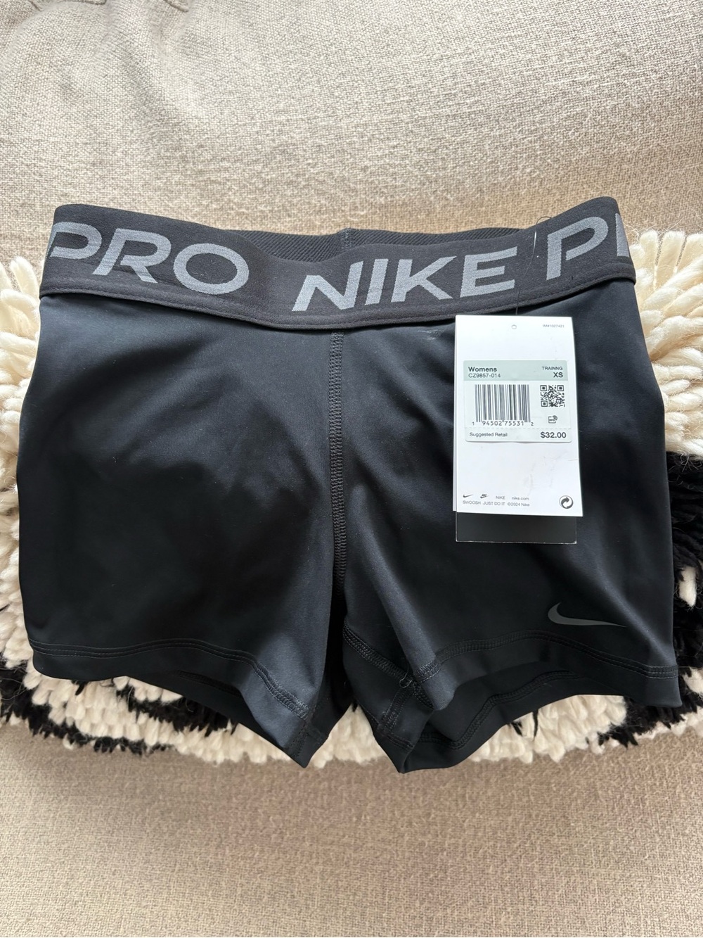 Nike Pro Women's Black Athletic Bike Shorts